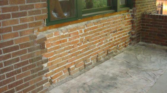 Rebuild Wall Under Front Window With Rowlock before_dsc00138_jpg