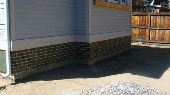 Installing Thin Brick on Back Addition of House after_2_33_jpg