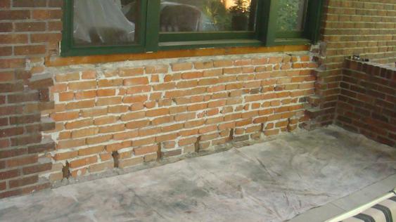 Rebuild Wall Under Front Window With Rowlock before_dsc00140_jpg