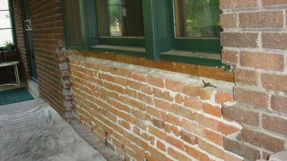 Rebuild Wall Under Front Window With Rowlock before_dsc00141_jpg