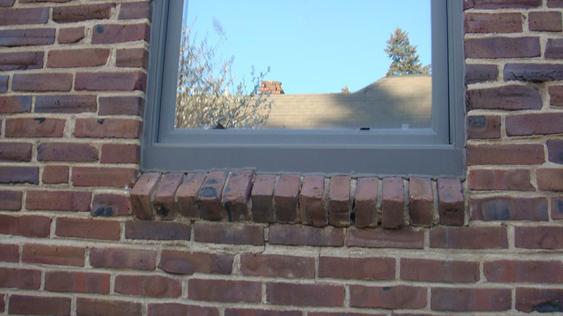 Tuck Point Corner Of House And Some Windowsills before_dsc00015_jpg