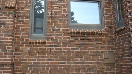 Tuck Point Corner Of House And Some Windowsills during_dsc00036_jpg